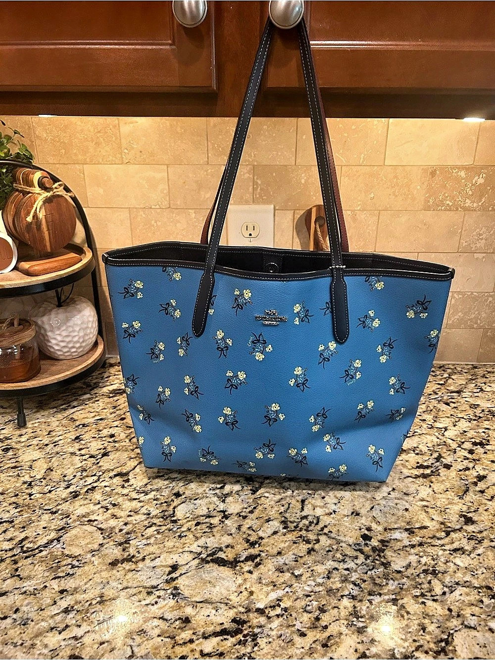Coach City Tote With Floral Bow Print - Silver/BLUE MULTI
